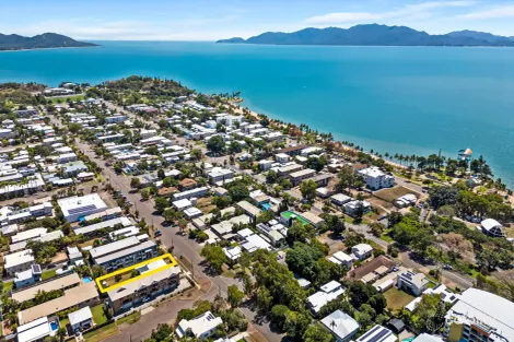 86 Eyre St, North Ward, QLD 4810