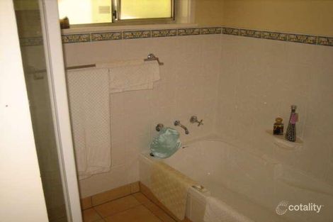 13 Gordon St, Boort, VIC 3537