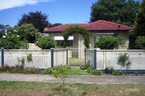 Property photo of 1 Thor Street Strathmore VIC 3041