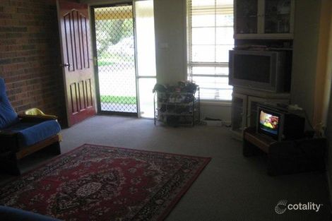 Property photo of 10 Cedrella Crescent Warabrook NSW 2304