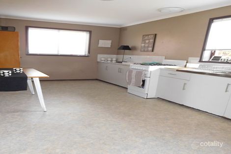 Property photo of 2/2A Nabilla Crescent Strathdale VIC 3550