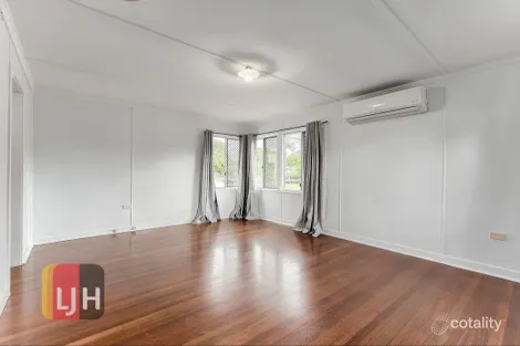 Property photo of 97 Farrant Street Stafford Heights QLD 4053