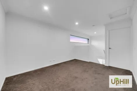 Property photo of 75 Barossa Drive Clyde North VIC 3978