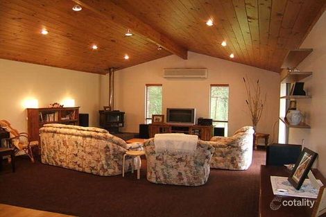 Property photo of 10 Weller Road Hovea WA 6071