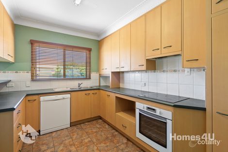 Property photo of 557 Oxley Avenue Redcliffe QLD 4020