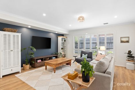 Property photo of 1 Retreat Drive Ascot Vale VIC 3032