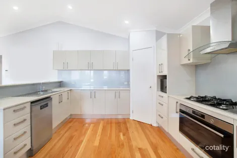 Property photo of 3 Myrtle Street Coniston NSW 2500