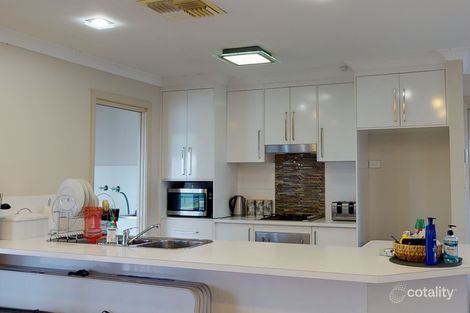 Property photo of 26 Dunheved Circle Dubbo NSW 2830