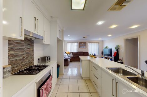 Property photo of 26 Dunheved Circle Dubbo NSW 2830