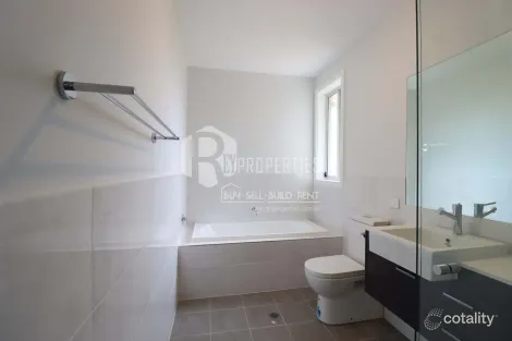 Property photo of 16 Endure Street Austral NSW 2179