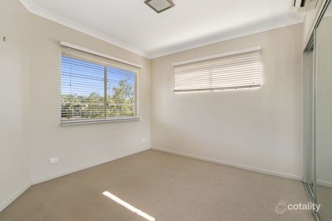 Property photo of 4/23 Indooroopilly Road Taringa QLD 4068