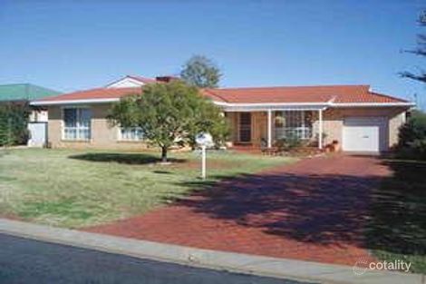 Property photo of 26 Eden Park Avenue Dubbo NSW 2830