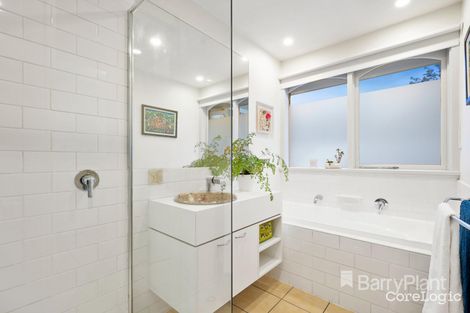 Property photo of 3 Orbel Court Eltham VIC 3095