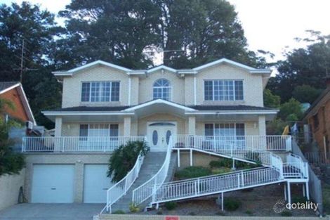 4 Gregory St, Coniston, NSW 2500