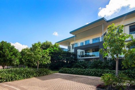 Property photo of 513/3 Pendraat Parade Hope Island QLD 4212