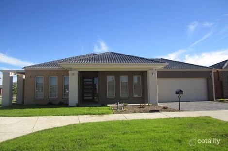 90 Arena Pde, Officer, VIC 3809