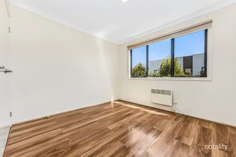 Property photo of 8/6 Huckson Street Dandenong VIC 3175