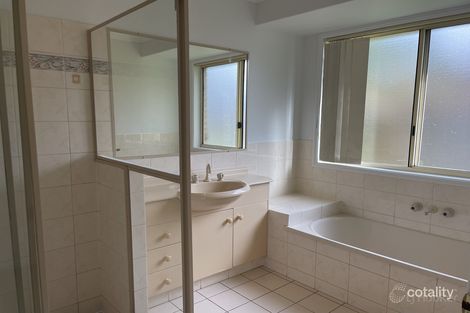 Property photo of 75 Cootharaba Drive Helensvale QLD 4212