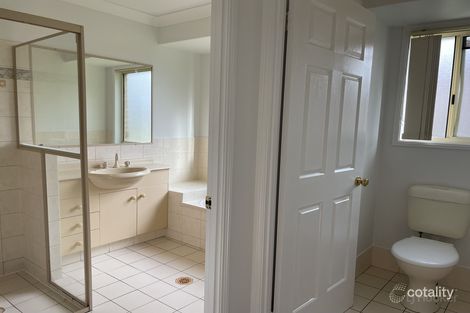Property photo of 75 Cootharaba Drive Helensvale QLD 4212