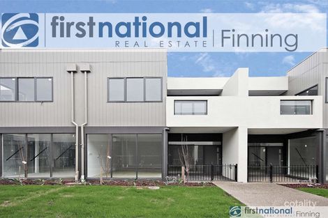 Property photo of 18 Push-Pea Way Cranbourne West VIC 3977