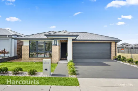6 Gugara St, Calderwood, NSW 2527