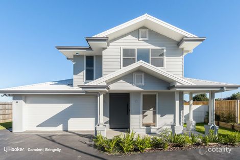 92A BLUEBELL CRES, SPRING FARM, NSW 2570