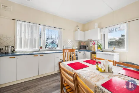 Property photo of 9 Conridge Street Forbes NSW 2871