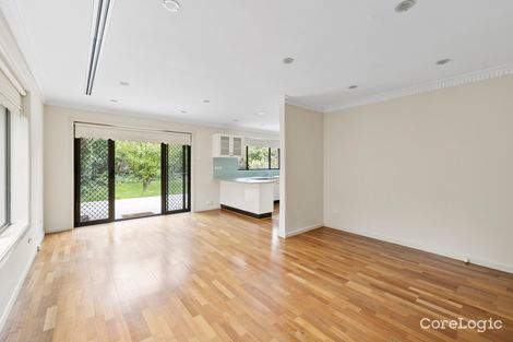 Property photo of 98 Hopetoun Circuit Yarralumla ACT 2600