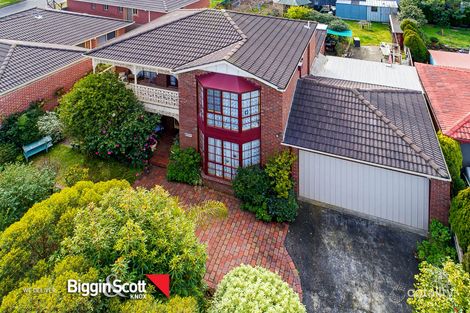 Property photo of 8 Lakeside Boulevard Rowville VIC 3178