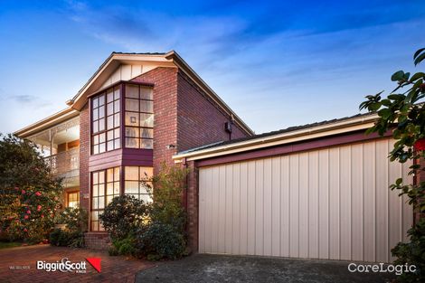 Property photo of 8 Lakeside Boulevard Rowville VIC 3178