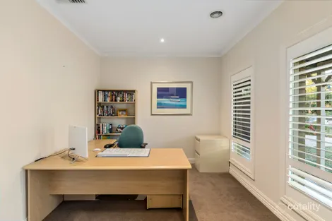 Property photo of 11 Rural Place Doreen VIC 3754