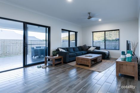 Property photo of 70 Parker Road Cannonvale QLD 4802