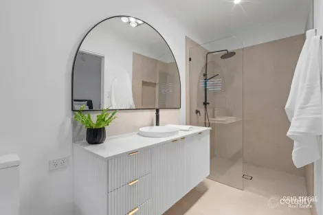 Property photo of 2 Abby Circuit Maudsland QLD 4210