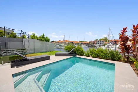 Property photo of 8949 The Point Circuit Hope Island QLD 4212