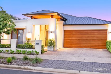 Property photo of 5 Crompton Drive St Clair SA 5011