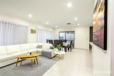 Property photo of 11 Blackfriars Meander Piara Waters WA 6112