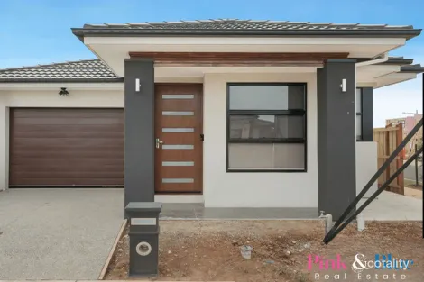 4 Akthar Ave, Rockbank, VIC 3335