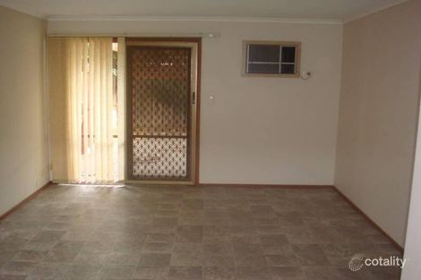 Property photo of 2/13 Whitehall Crescent Werribee VIC 3030