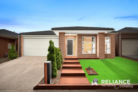 11 Hargrave Ave, Point Cook, VIC 3030