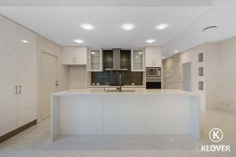 Property photo of 5 Iridium Drive Hope Island QLD 4212