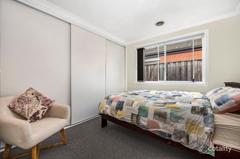 Property photo of 10 Field Street Pakenham VIC 3810