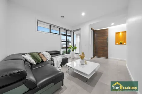 Property photo of 27 Bagaram Drive Tarneit VIC 3029