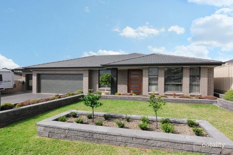 3 Caladenia Cres, South Nowra, NSW 2541