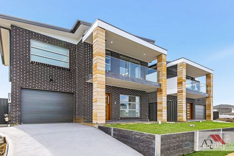 2/24 Bega St, Gregory Hills, NSW 2557