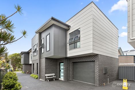 Property photo of 2/9 Reid Street Shellharbour NSW 2529