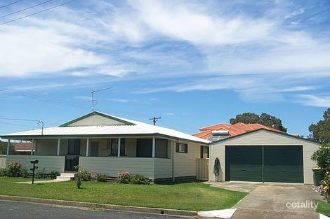3 Seventh Ave, Sawtell, NSW 2452