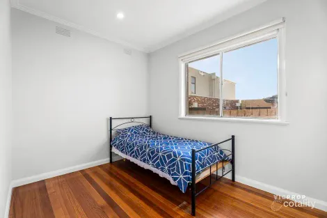 Property photo of 1/12 Sandra Avenue Fawkner VIC 3060