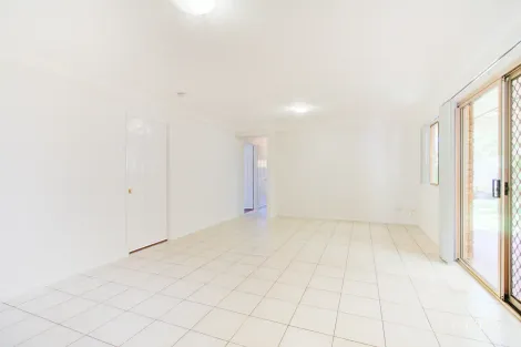 Property photo of 4 Hyndes Close Wakerley QLD 4154