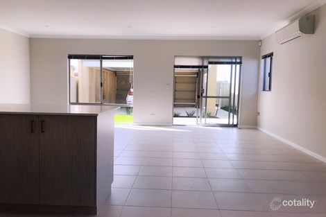 Property photo of 20 Aquila Loop Piara Waters WA 6112