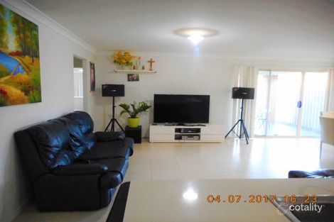 Property photo of 27 Follet Avenue Middleton Grange NSW 2171